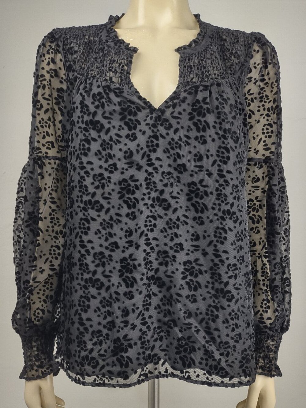 Parker black flocked floral V-Neck long sleeve blouse top ladies Medium